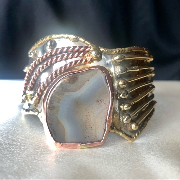 GORGEOUS Tri-Tone Gemstone Cuff - Picture 3 of 10